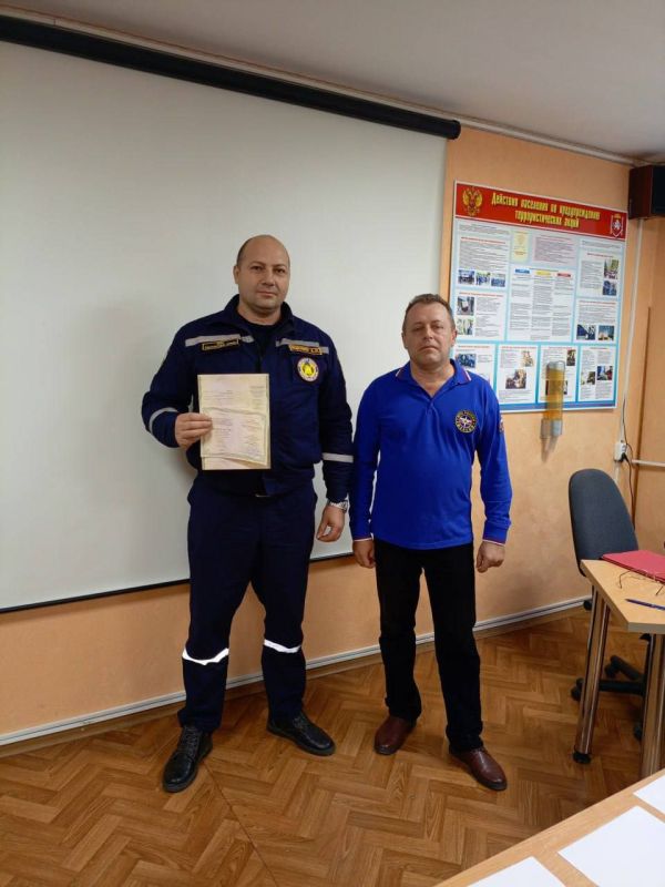 Обучение по профессиональной переподготовке водителей пожарных автомобилей успешно завершено Обучение по профессиональной переподготовке водителей пожарных автомобилей успешно завершено