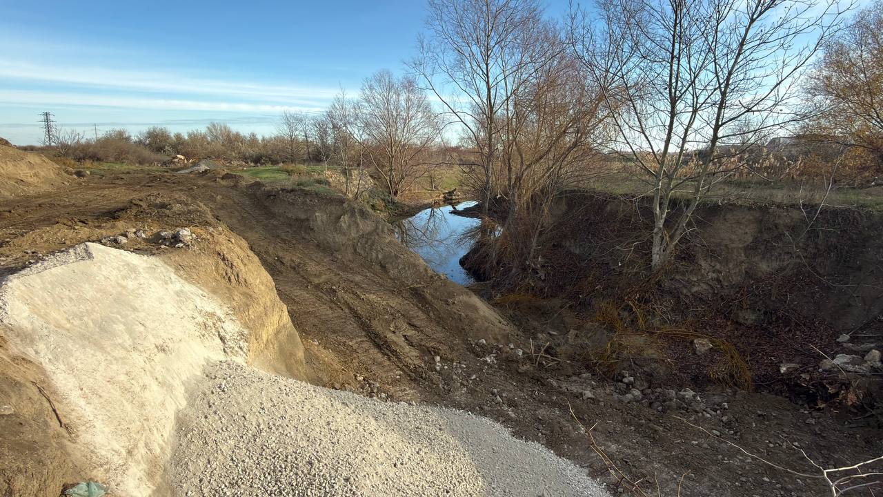 Антон Кравец: Провел мониторинг хода работ по текущему ремонту гидротехнического сооружения аварийного водосброса пруда в с.Ивановка. Данные мероприятия направлены на снижение паводковой опасности Антон Кравец: Провел мониторинг хода работ по текущему ремонту гидротехнического сооружения аварийного водосброса пруда в с.Ивановка. Данные мероприятия направлены на снижение паводковой опасности