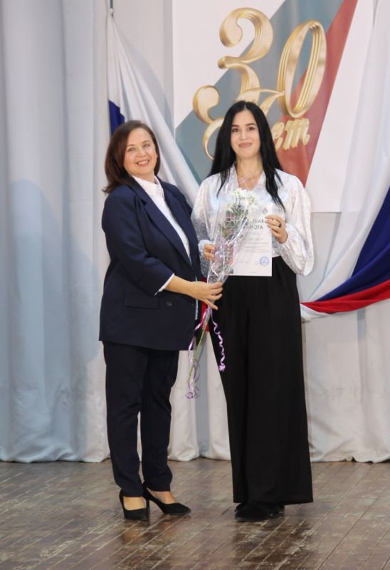 В городском ДК прошло праздничное мероприятие, посвященное 30-летию Судакского филиала Романовского колледжа индустрии и гостеприимства В городском ДК прошло праздничное мероприятие, посвященное 30-летию Судакского филиала Романовского колледжа индустрии и гостеприимства