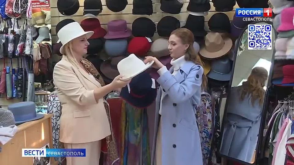 В День шляпы подбираем подходящий головной убор вместе!