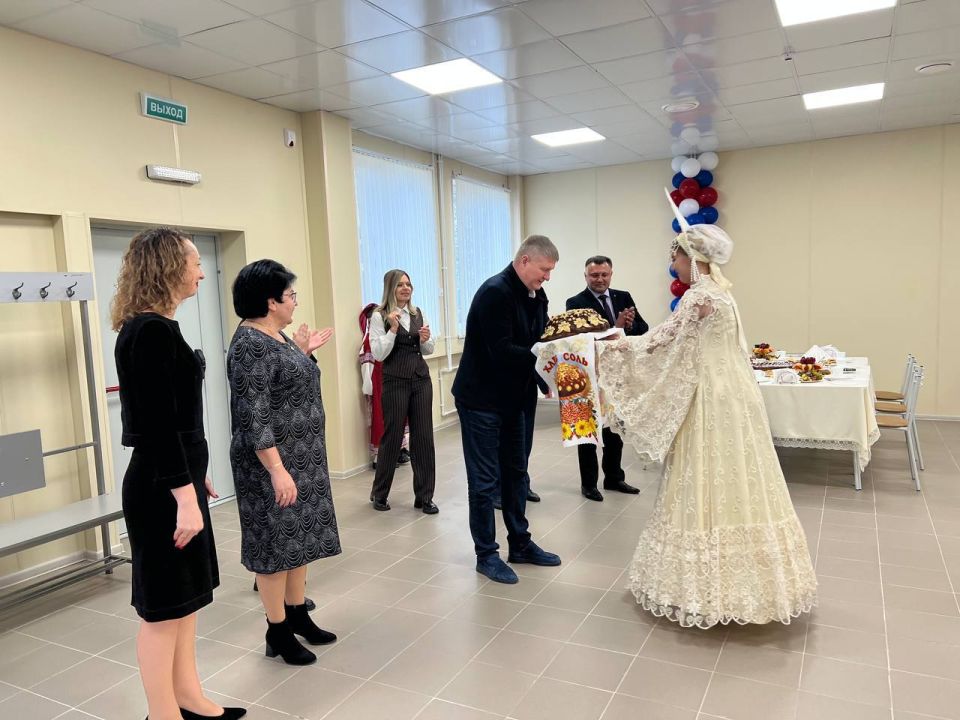 � ������� ����� � 3 ���������� ������������� �������� ������������ ���������� ���������, ������������� �� 100 ���������� ����