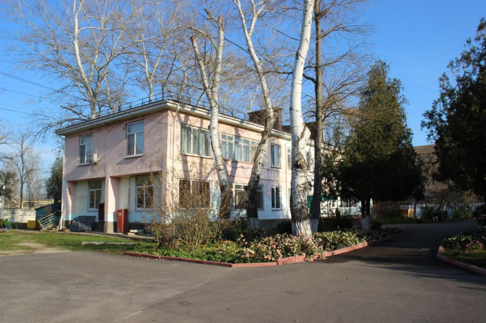 В детском саду №32 «Дюймовочка» приступили к ремонту кровли второго и третьего корпуса В детском саду №32 «Дюймовочка» приступили к ремонту кровли второго и третьего корпуса