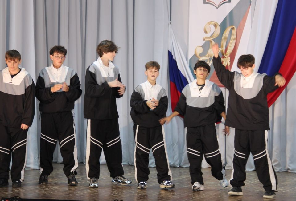 В городском ДК прошло праздничное мероприятие, посвященное 30-летию Судакского филиала Романовского колледжа индустрии и гостеприимства В городском ДК прошло праздничное мероприятие, посвященное 30-летию Судакского филиала Романовского колледжа индустрии и гостеприимства