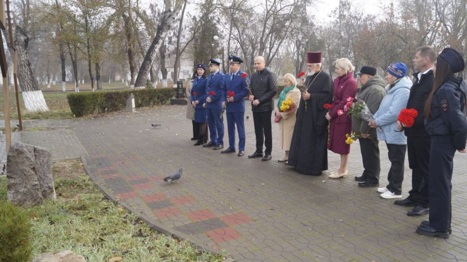 30 ������ � ������ �������� ������������ ����������� ������ �� ������������� ������� �������������� � �����, ������� ����� ����� ����� � �������� ������ ������� �������� �������� 20 ����, ����������� 26 ������ 1986 ���� ��...