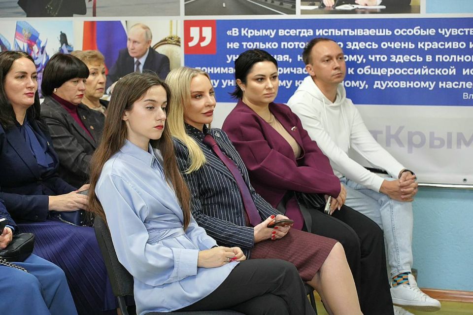Анастасия Гридчина: Сегодня, вместе с коллегами по партийному проекту «Женское движение», мы подвели итоги насыщенного года и очертили горизонты грядущих свершений Анастасия Гридчина: Сегодня, вместе с коллегами по партийному проекту «Женское движение», мы подвели итоги насыщенного года и очертили горизонты грядущих свершений