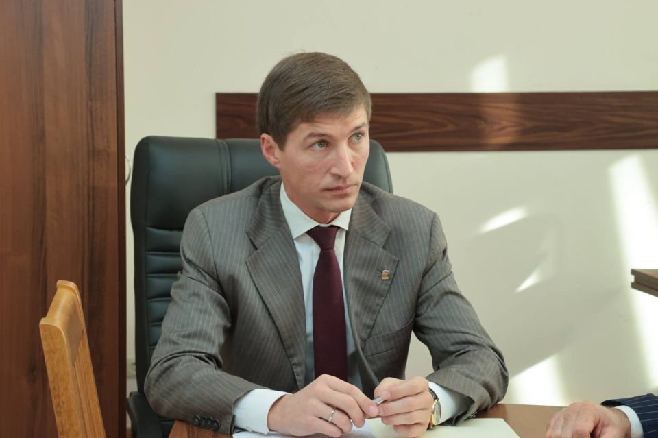 Иван Манучаров: Дорогие друзья!. Сегодня в рамках регионального проекта «Герои Крыма» у нас состоялась важная встреча с участниками программы Иван Манучаров: Дорогие друзья!. Сегодня в рамках регионального проекта «Герои Крыма» у нас состоялась важная встреча с участниками программы