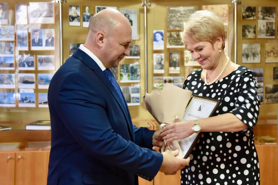 Владимир Немцев: В Севастопольском многопрофильном колледже имени А.В. Геловани поздравил коллектив с 110-летием со дня рождения выдающегося военачальника и государственного деятеля Владимир Немцев: В Севастопольском многопрофильном колледже имени А.В. Геловани поздравил коллектив с 110-летием со дня рождения выдающегося военачальника и государственного деятеля