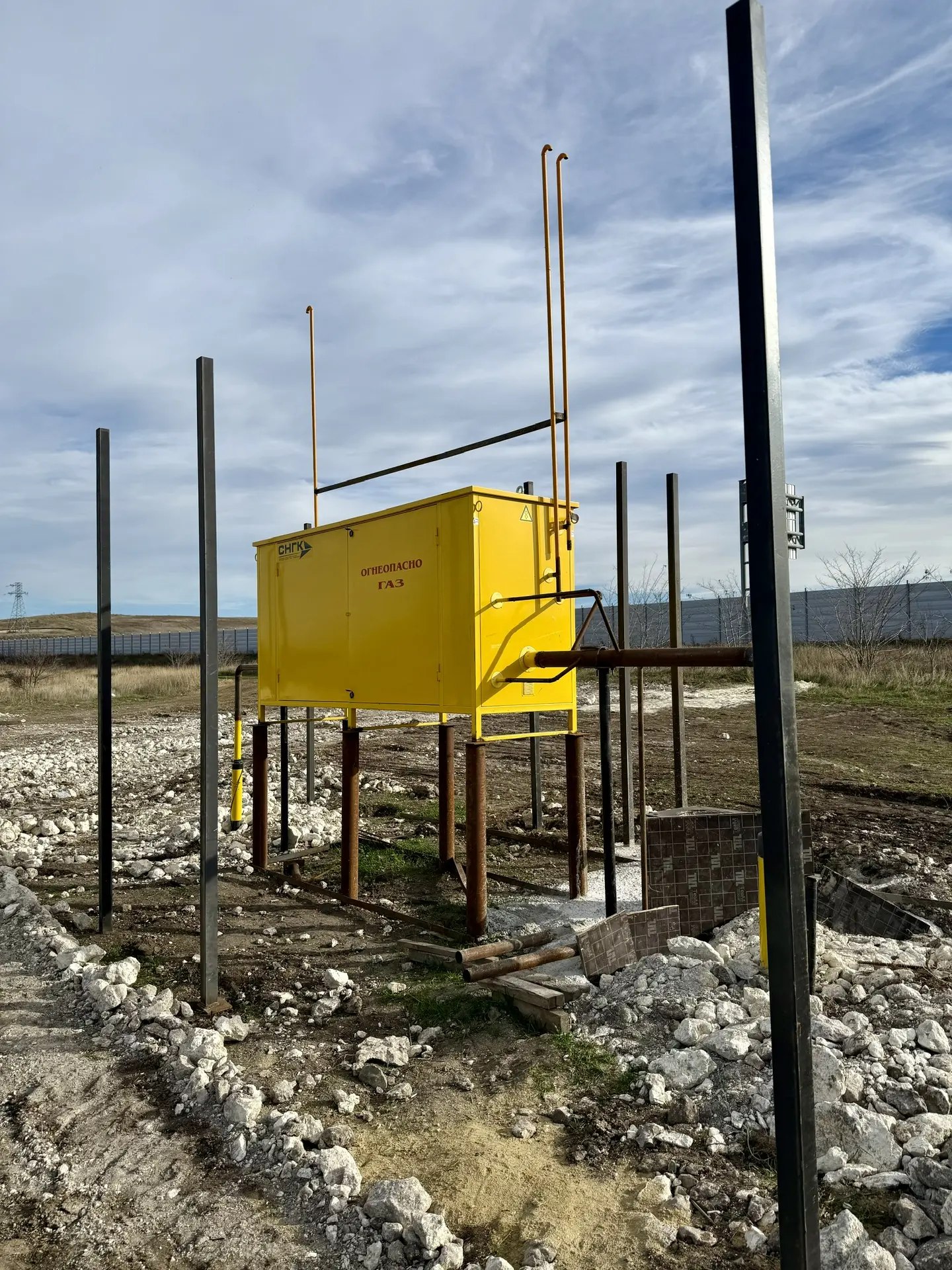 Сотрудники Министерства топлива и энергетики Республики Крым проверили ход работ по газификации с. Мазанка Симферопольского района