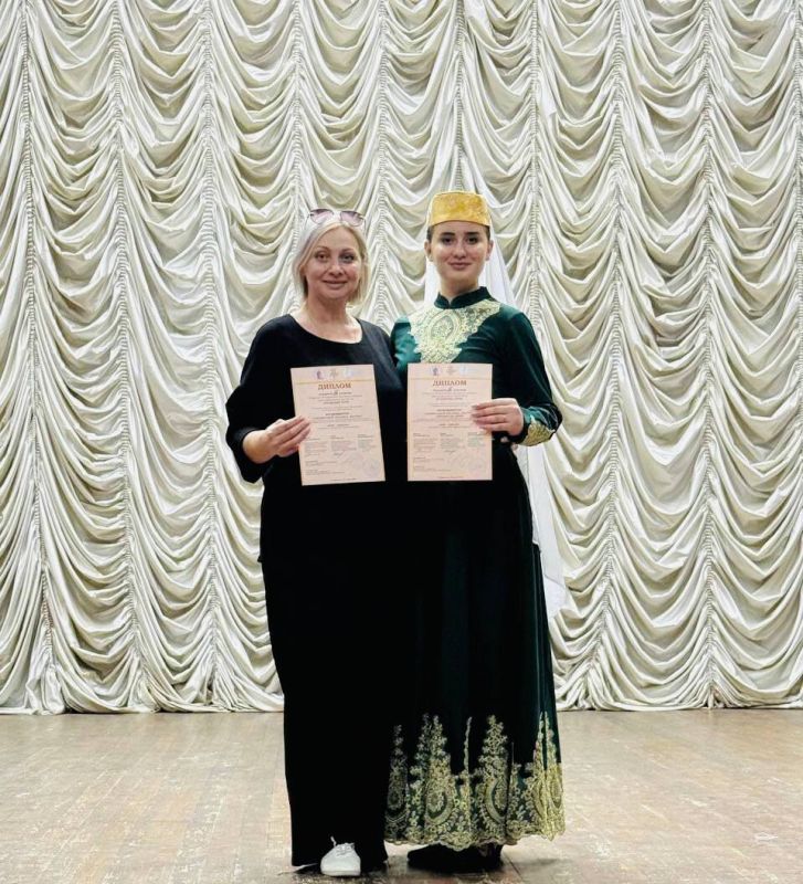 Звёздный час артистов Черноморского района на «Крымских зорях»! Звёздный час артистов Черноморского района на «Крымских зорях»!