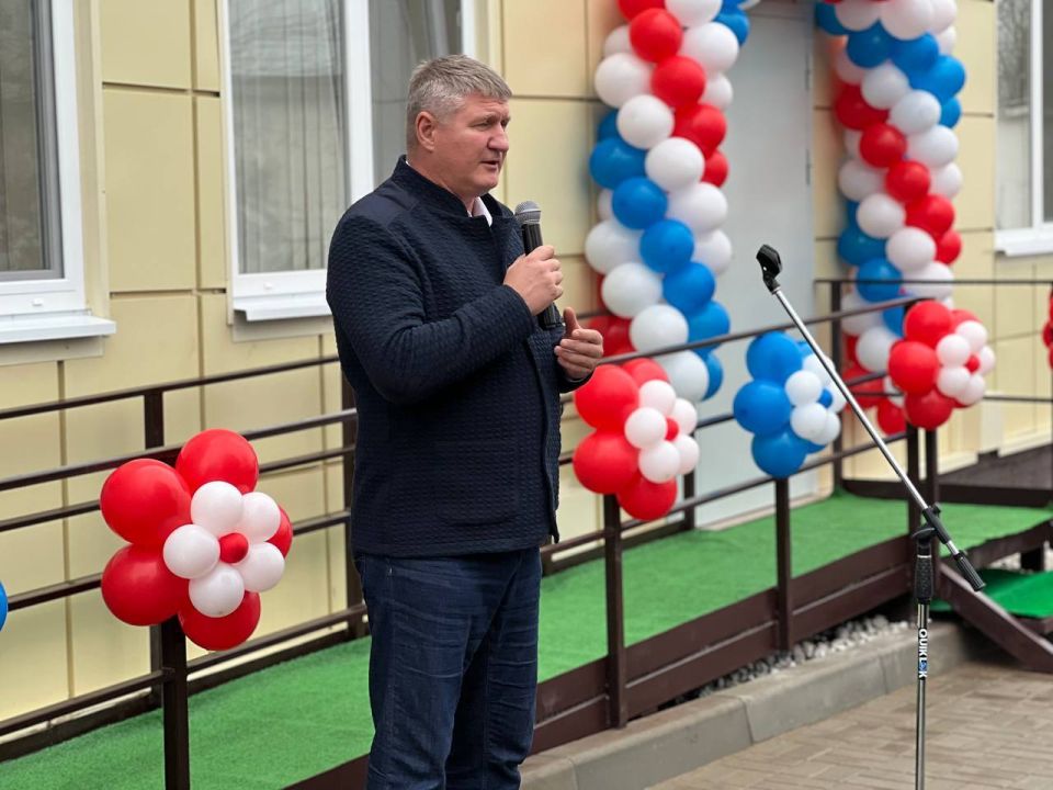 � ������� ����� � 3 ���������� ������������� �������� ������������ ���������� ���������, ������������� �� 100 ���������� ����