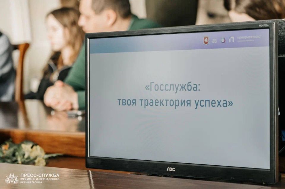 Альберт Куршутов: Сегодня состоялся большой диалог со студентами о будущем Альберт Куршутов: Сегодня состоялся большой диалог со студентами о будущем