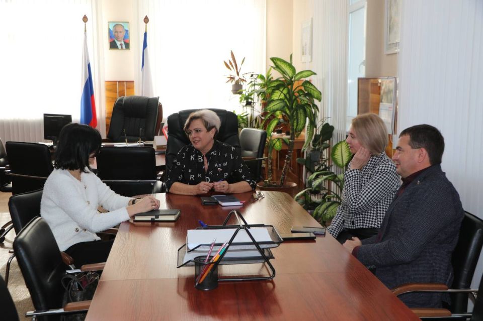 ����� ��������: ������� ������ ������� � ����������� ���������� ������ �� �������� ���������� ������� ��� ����� ��� � ����� ���� ������� � ���������� �� �������� ���������� ������� ����� ��� � ����� ������� ���������