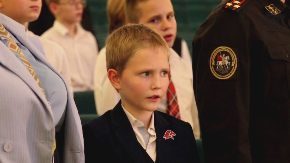 Офицеры военных следственных органов СК России приняли участие в церемонии посвящения учащихся в юнармейцы