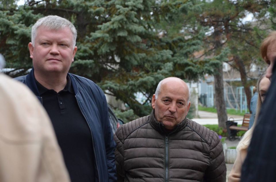 Владимир Ким: Сегодня провел встречу с владельцами НТО в Коктебеле Владимир Ким: Сегодня провел встречу с владельцами НТО в Коктебеле