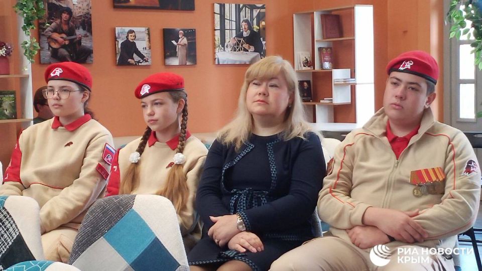 В "Новом Херсонесе" стартовал День "Артека" В "Новом Херсонесе" стартовал День "Артека"