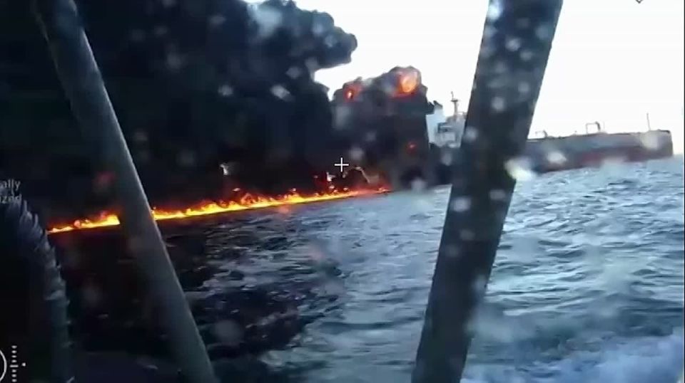 Два гражданских судна под флагом Гамбии атакованы у берегов Турции