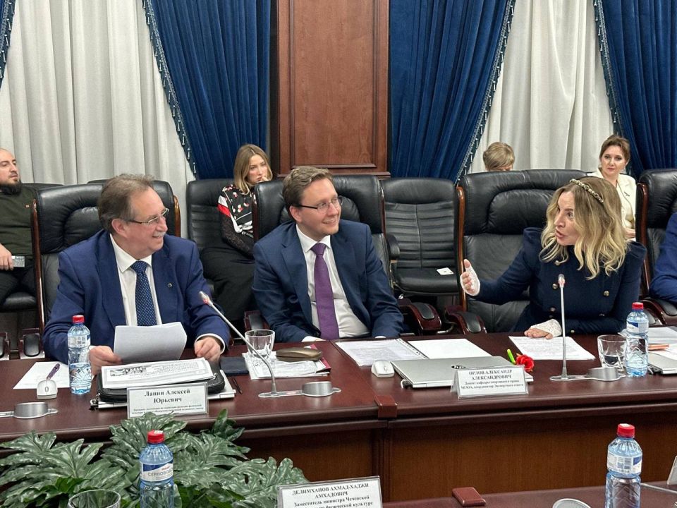 Ольга Торубарова: Многие мои друзья почему я не участвую в утренней пробежке с Кирилл Чебышев в Судаке Ольга Торубарова: Многие мои друзья почему я не участвую в утренней пробежке с Кирилл Чебышев в Судаке