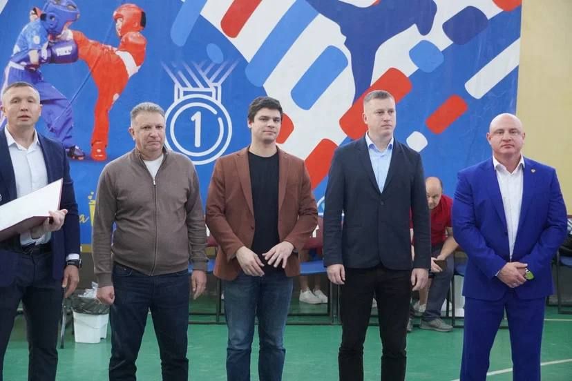 В Симферополе прошло открытие Чемпионата и первенства Республики Крым по кикбоксингу В Симферополе прошло открытие Чемпионата и первенства Республики Крым по кикбоксингу