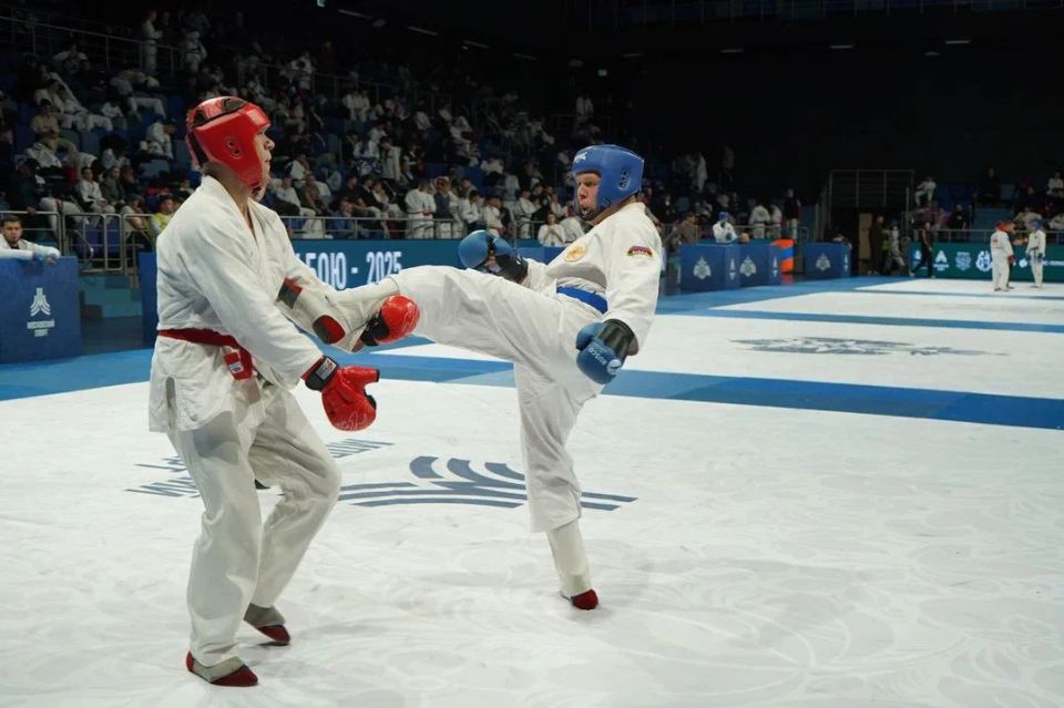 Спортсмены Главного управления МЧС России по Республике Крым привезли медали с Всероссийских соревнований по рукопашному бою памяти Героя России Евгения Зиничева Спортсмены Главного управления МЧС России по Республике Крым привезли медали с Всероссийских соревнований по рукопашному бою памяти Героя России Евгения Зиничева