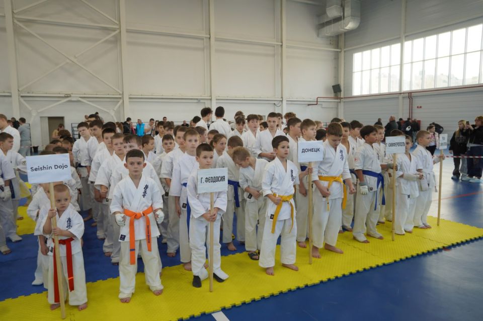 В Судаке прошло открытие Первенства Республики Крым по Киокусинкай каратэ В Судаке прошло открытие Первенства Республики Крым по Киокусинкай каратэ