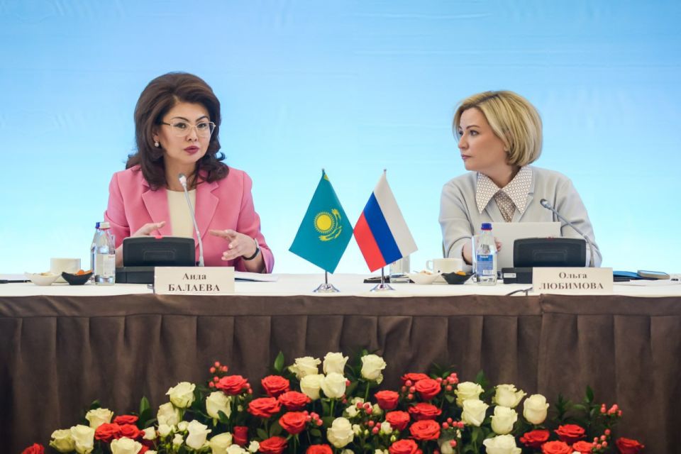 Министр культуры Казахстана открыто встала на сторону русофобов