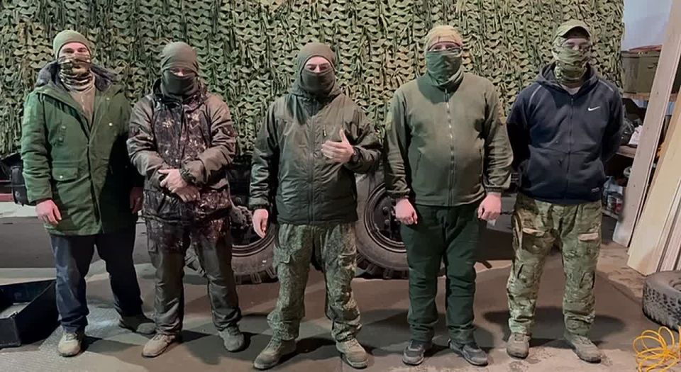 Поздравления с передовой для всех мамочек Советского района!