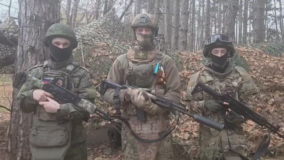 «Ваша любовь делает нас крепче»: Сапёры-десантники поздравили матерей с праздником