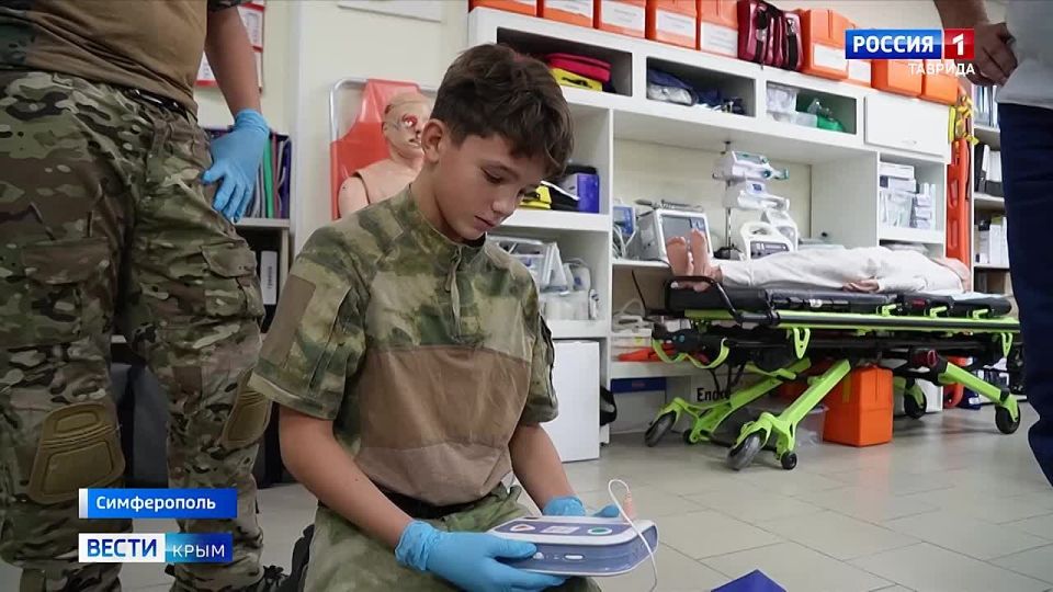 В Крыму на этой неделе наградили двоих тринадцатилетних братьев, Матвея и Илью Бебик