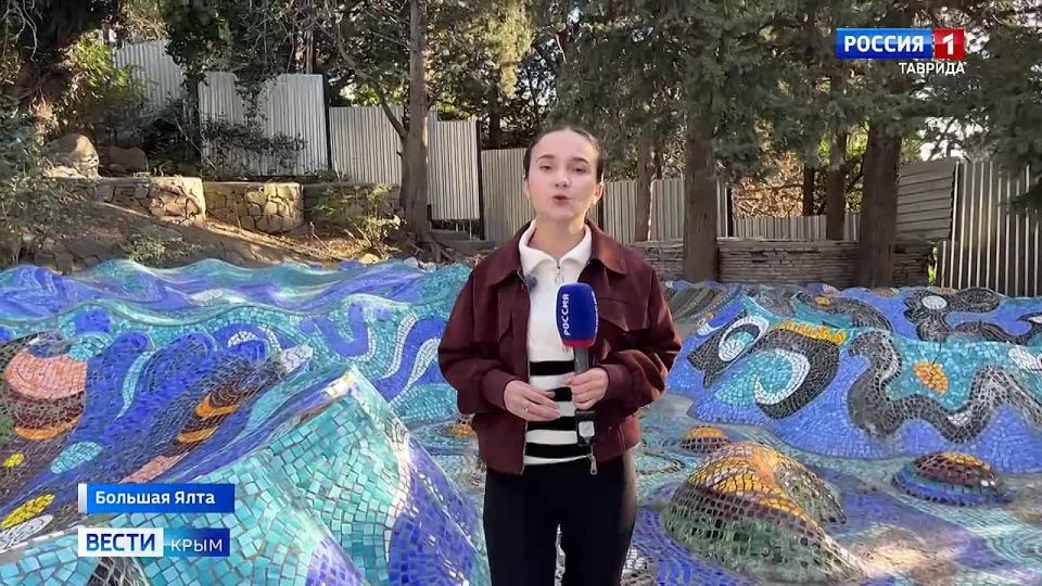 Уникальное наследие советской эпохи — мозаичные панно Крыма — буквально по кусочкам возвращают к жизни