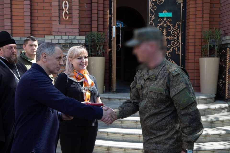 Владимир Константинов: Сегодня мы отмечаем 24-ю годовщину со дня основания «Единой России» Владимир Константинов: Сегодня мы отмечаем 24-ю годовщину со дня основания «Единой России»