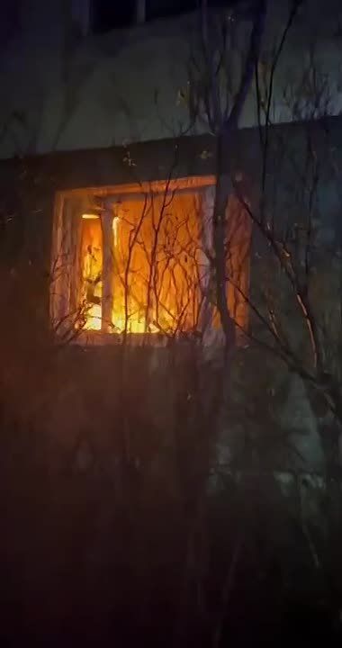 Крымские огнеборцы ликвидировали возгорание жилого дома в Раздольненском районе