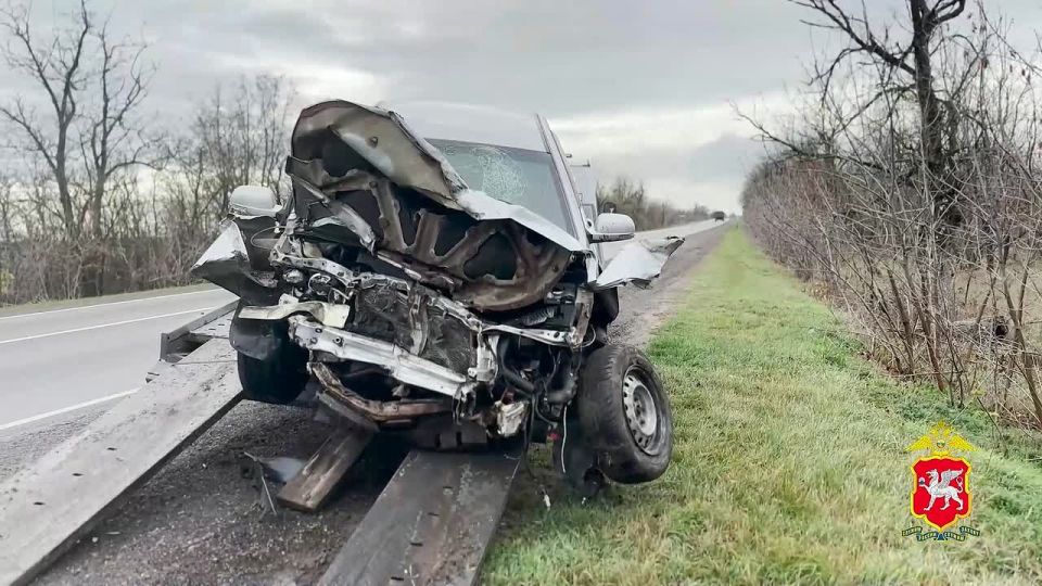 В Джанкойском районе произошло тройное ДТП: один человек погиб, четверо госпитализированы