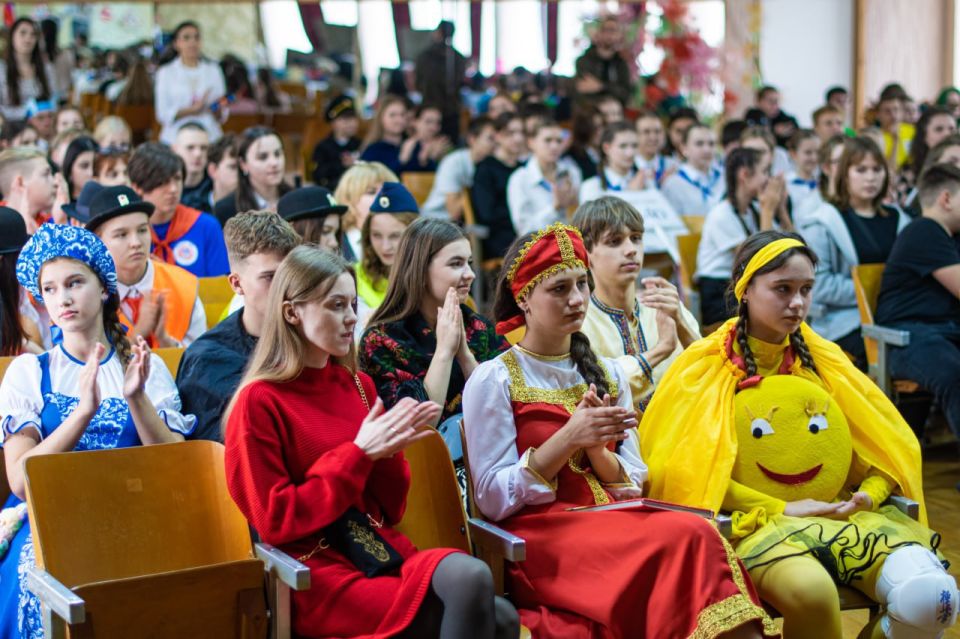 В Симферополе состоялось итоговое мероприятие муниципального конкурса-игры «Дорожные приключения» 2025 года, направленного на профилактику детского дорожно-транспортного травматизма и популяризацию правил дорожного движения В Симферополе состоялось итоговое мероприятие муниципального конкурса-игры «Дорожные приключения» 2025 года, направленного на профилактику детского дорожно-транспортного травматизма и популяризацию правил дорожного движения