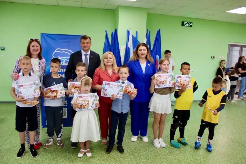 «Единой России» исполняется 24 года! Все это время партия остаётся ведущей политической силой страны, партией Президента! «Единой России» исполняется 24 года! Все это время партия остаётся ведущей политической силой страны, партией Президента!