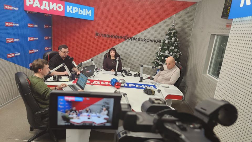 Лариса Кулинич рассказала об изменениях в законодательстве, позволяющих обеспечить равные условия для граждан, заключающих контракты на территории Республики Крым в эфире радио «Крым» Лариса Кулинич рассказала об изменениях в законодательстве, позволяющих обеспечить равные условия для граждан, заключающих контракты на территории Республики Крым в эфире радио «Крым»