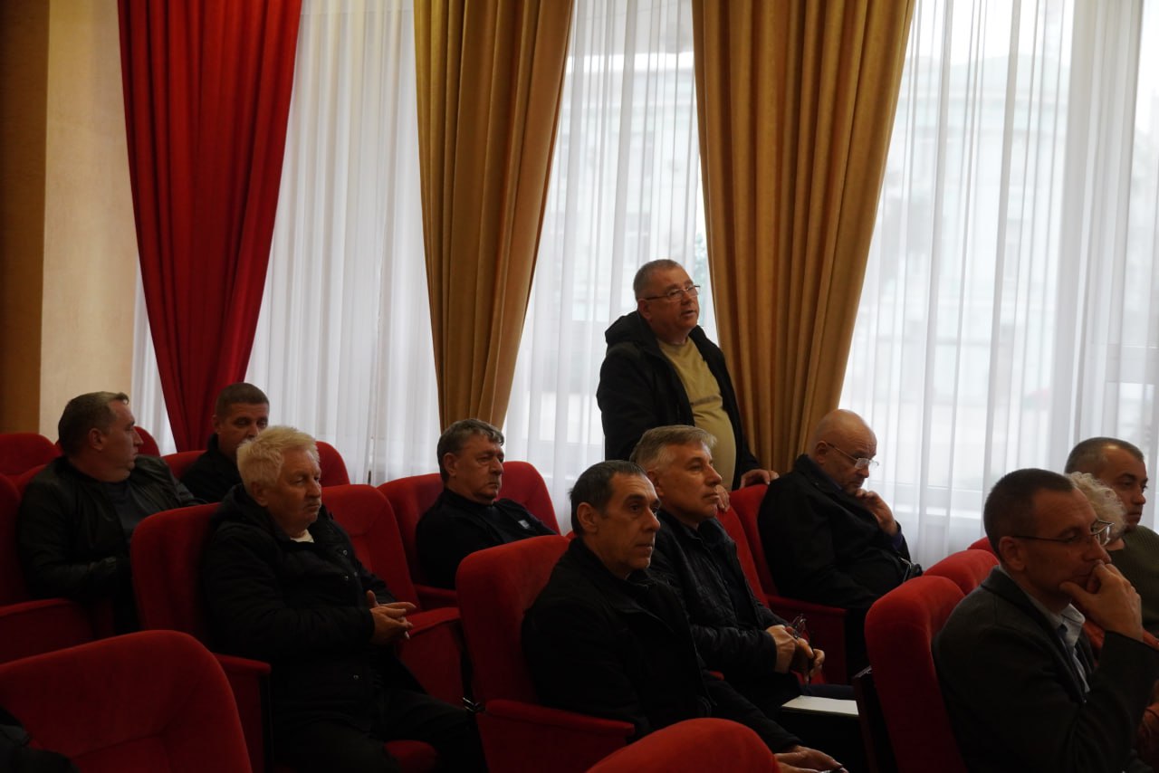 По поручению Председателя Совета министров Республики Крым Юрия Гоцанюка в Керчи прошло совещание по вопросам организации работы с обращениями граждан По поручению Председателя Совета министров Республики Крым Юрия Гоцанюка в Керчи прошло совещание по вопросам организации работы с обращениями граждан