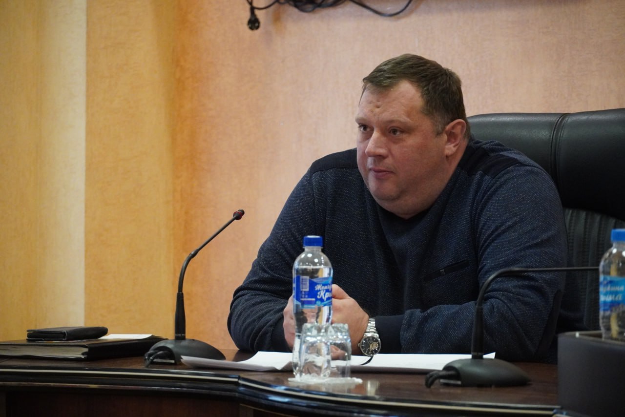 По поручению Председателя Совета министров Республики Крым Юрия Гоцанюка в Керчи прошло совещание по вопросам организации работы с обращениями граждан По поручению Председателя Совета министров Республики Крым Юрия Гоцанюка в Керчи прошло совещание по вопросам организации работы с обращениями граждан