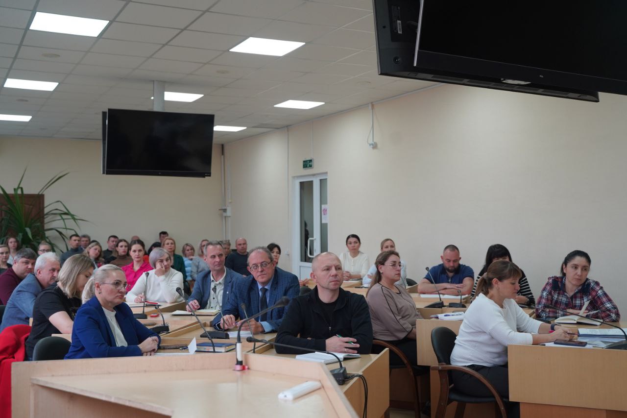 В преддверии Международного дня борьбы с коррупцией, который ежегодно отмечается 9 декабря, в Министерстве промышленности и торговли Республики Крым состоялся обучающий семинар для государственных гражданских служащих В преддверии Международного дня борьбы с коррупцией, который ежегодно отмечается 9 декабря, в Министерстве промышленности и торговли Республики Крым состоялся обучающий семинар для государственных гражданских служащих