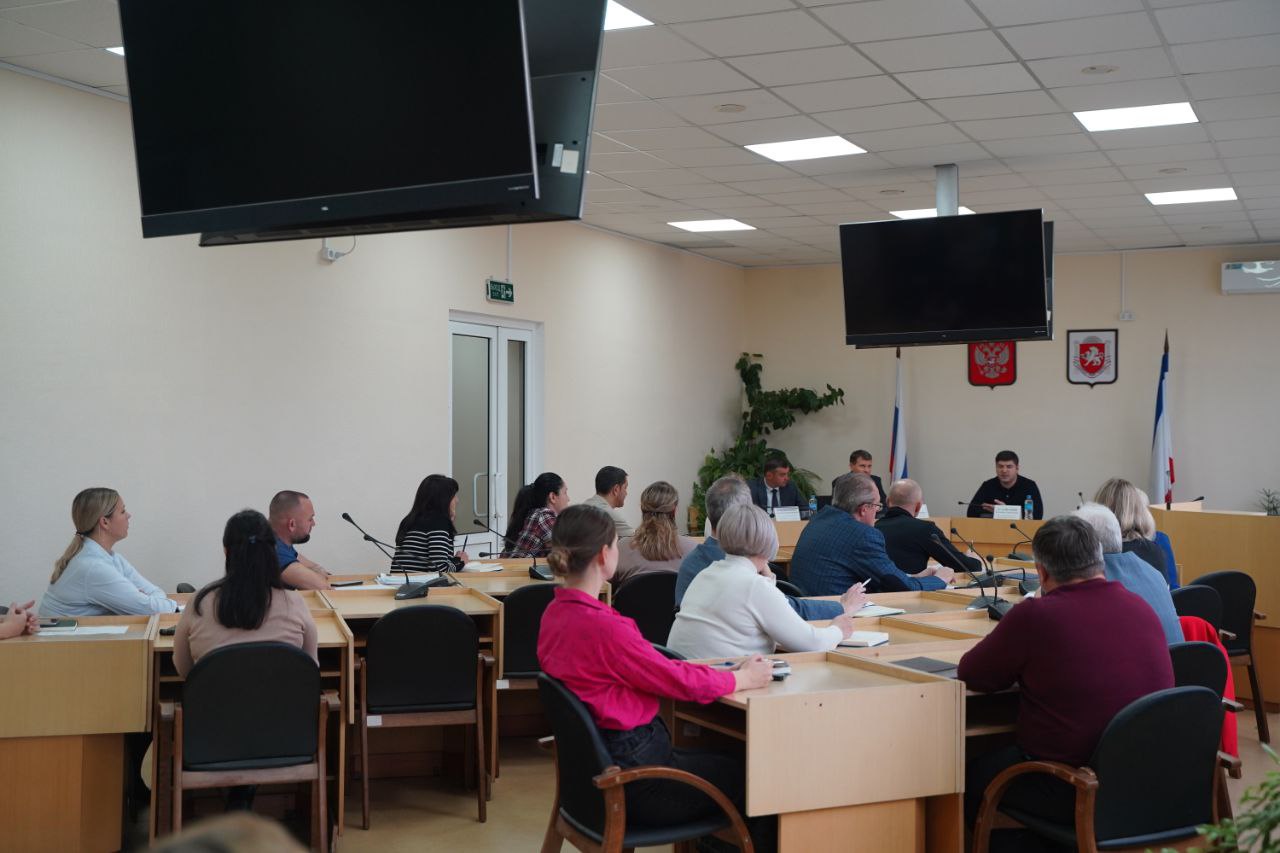 В преддверии Международного дня борьбы с коррупцией, который ежегодно отмечается 9 декабря, в Министерстве промышленности и торговли Республики Крым состоялся обучающий семинар для государственных гражданских служащих В преддверии Международного дня борьбы с коррупцией, который ежегодно отмечается 9 декабря, в Министерстве промышленности и торговли Республики Крым состоялся обучающий семинар для государственных гражданских служащих