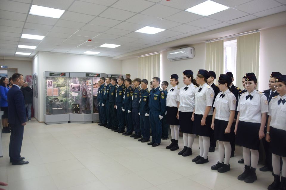 Юрий Нимченко: 1 декабря Посетил музей истории 943-го морского ракетоносного авиационного Констанцского Краснознаменного полка ВВС КЧФ Юрий Нимченко: 1 декабря Посетил музей истории 943-го морского ракетоносного авиационного Констанцского Краснознаменного полка ВВС КЧФ