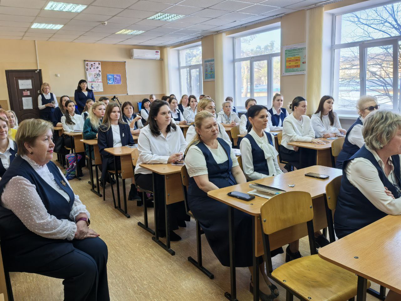 Екатерина Алтабаева: Сегодня поздравила коллектив гимназии № 8 с 60-летием со дня создания Екатерина Алтабаева: Сегодня поздравила коллектив гимназии № 8 с 60-летием со дня создания