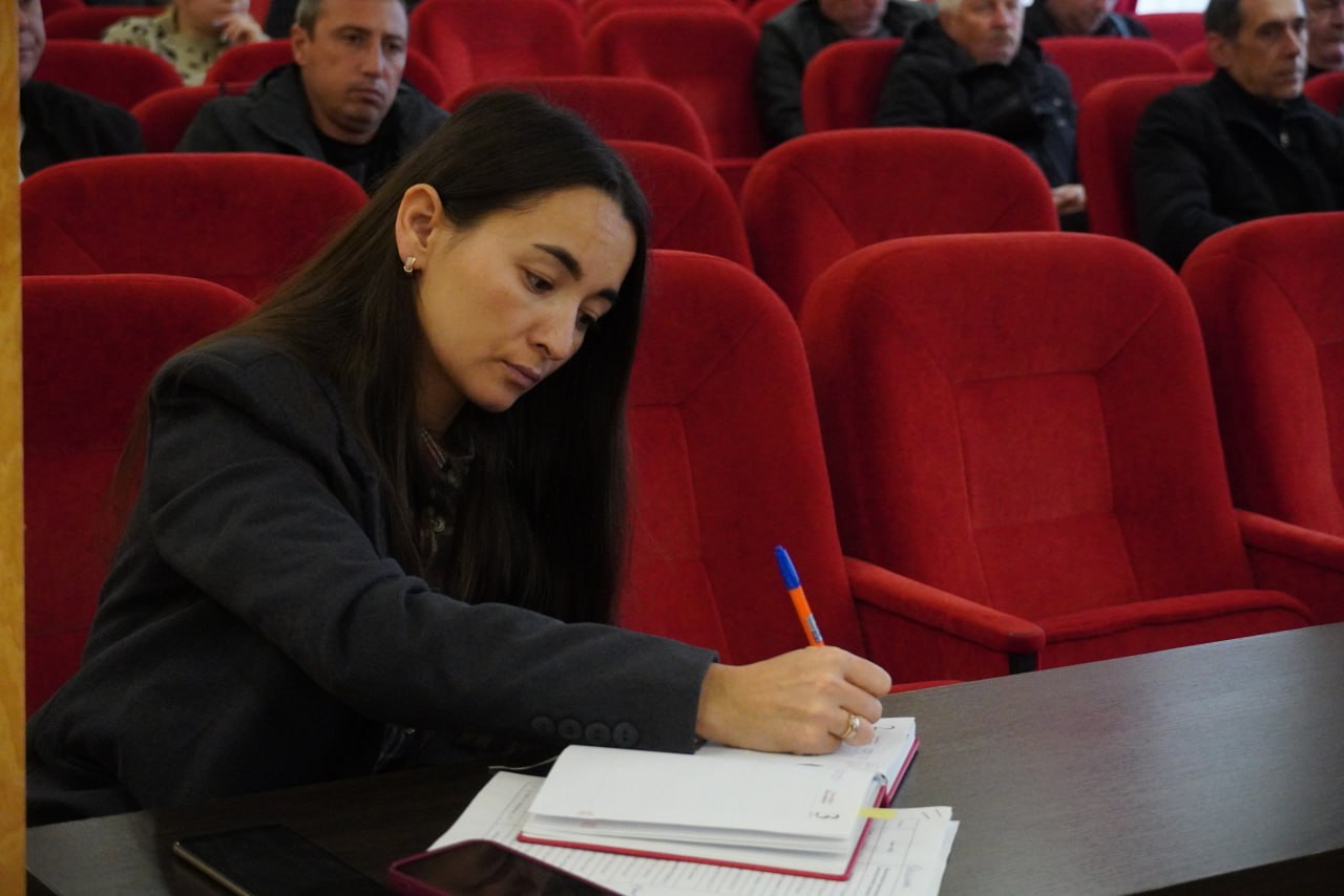 По поручению Председателя Совета министров Республики Крым Юрия Гоцанюка в Керчи прошло совещание по вопросам организации работы с обращениями граждан По поручению Председателя Совета министров Республики Крым Юрия Гоцанюка в Керчи прошло совещание по вопросам организации работы с обращениями граждан