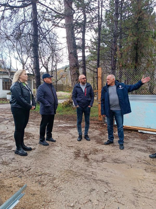 В Бахчисарайском районе продолжается капитальный ремонт Куйбышевской участковой больницы В Бахчисарайском районе продолжается капитальный ремонт Куйбышевской участковой больницы