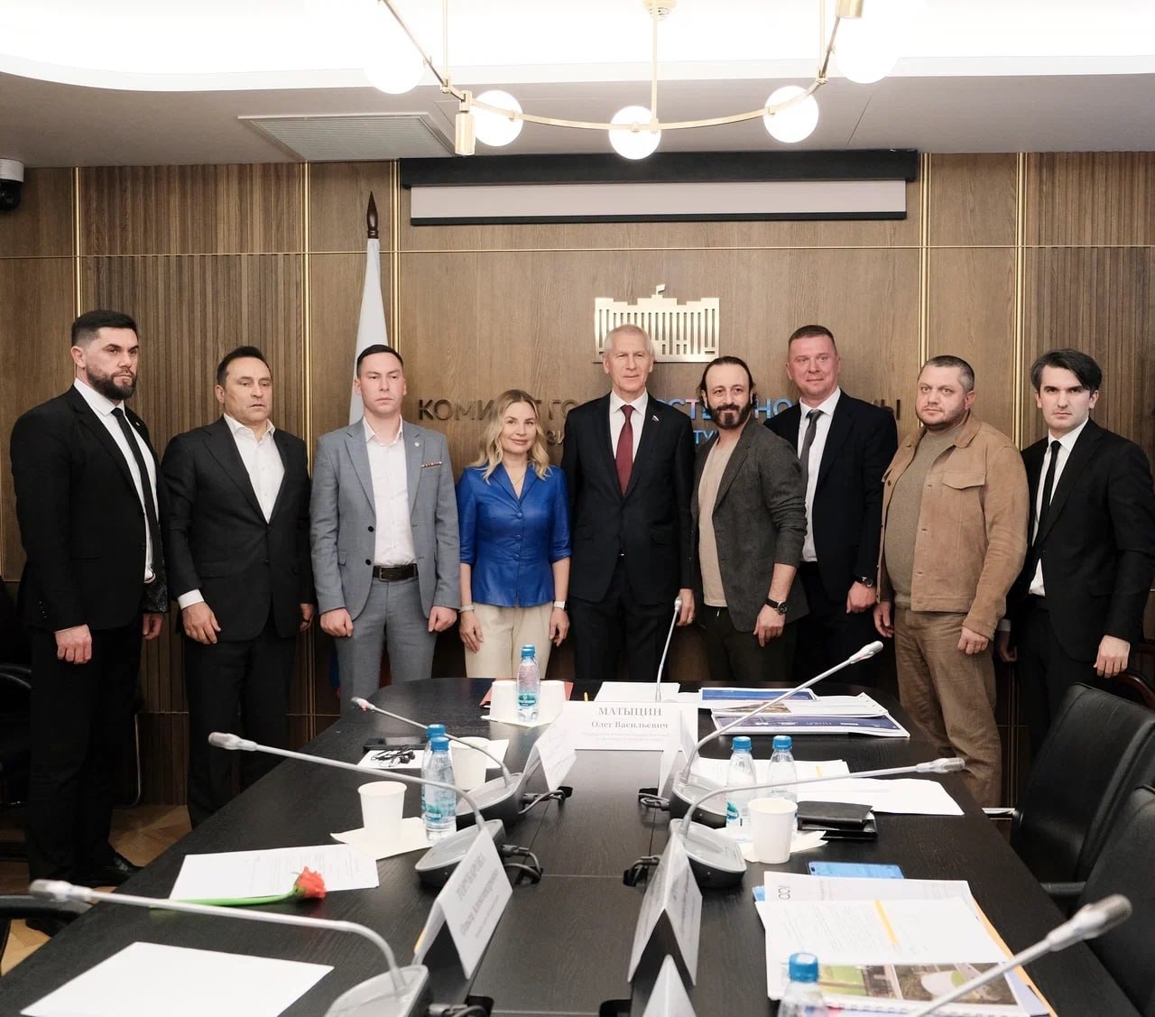 в Государственной Думе состоялась рабочая встреча, посвящённая развитию спортивной инфраструктуры в Республике Крым