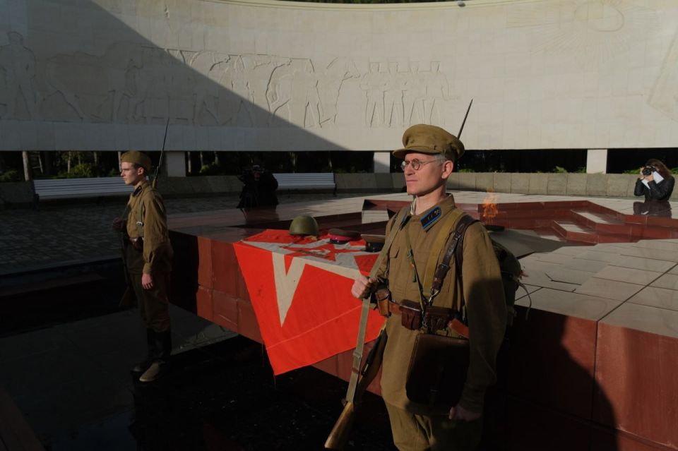 ����� ��������: ���� ������������ �������� ������� �� ����� ����� ������� �������� ������ � ��������� ����� � ������� ����� � ���� ������ ����������� �� ����������� ���, ���� ��� �� �����, ���� ��� �� ������, � ������� ��...