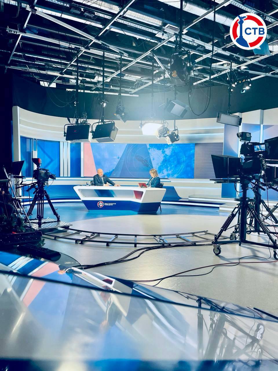 Михаил Развожаев: Провёл прямую линию на телеканале СТВ Михаил Развожаев: Провёл прямую линию на телеканале СТВ