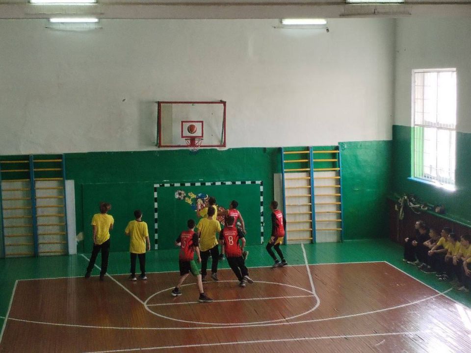 На базе МБОУ ДО "ДЮСШ" Белогорского района Республики Крым прошёл муниципальный этап чемпионата "Локобаскет" по баскетболу среди юношей и девушек 2009-2013 годов рождения сезона 2025-2026! На базе МБОУ ДО "ДЮСШ" Белогорского района Республики Крым прошёл муниципальный этап чемпионата "Локобаскет" по баскетболу среди юношей и девушек 2009-2013 годов рождения сезона 2025-2026!