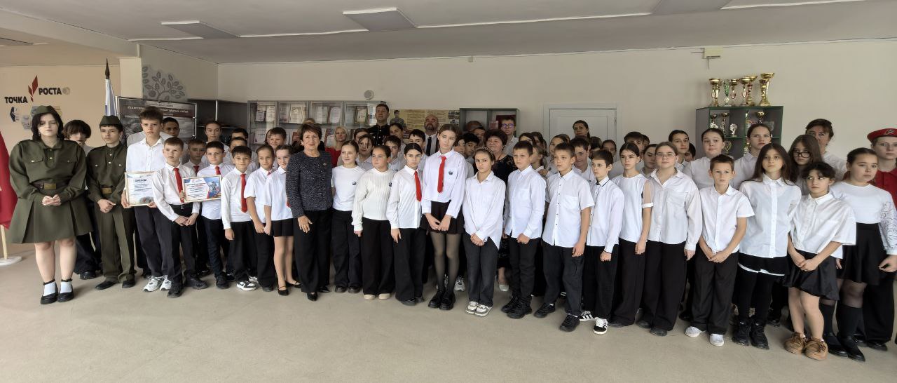 Екатерина Алтабаева: Сегодня посетила школу № 59 имени старшего сержанта милиции Е.Г. Скоробогатова, которая находится в селе Терновка Екатерина Алтабаева: Сегодня посетила школу № 59 имени старшего сержанта милиции Е.Г. Скоробогатова, которая находится в селе Терновка