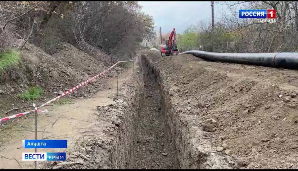 Прокуратура Крыма организовала проверку информации о ненадлежащем состоянии дороги в садоводческом некоммерческом товариществе вблизи города Алушты, озвученной в сюжете телеканала «Вести Крым»