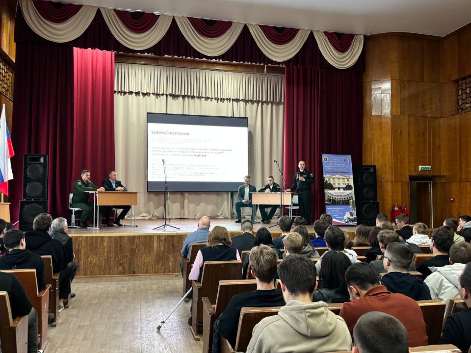 Алексей Зинченко: Есть такая профессия – Родину защищать! Алексей Зинченко: Есть такая профессия – Родину защищать!